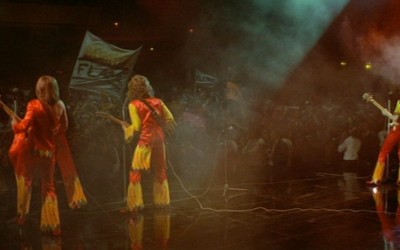 Flame (1975)