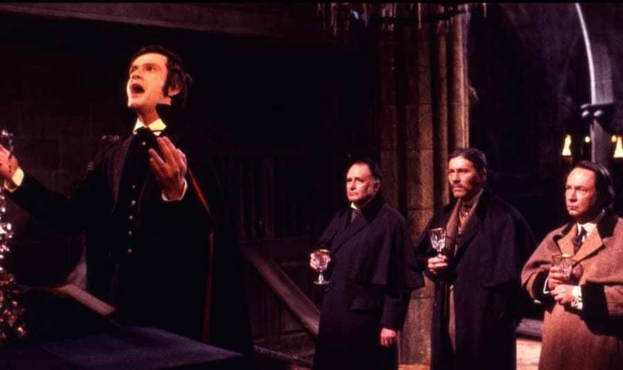 Taste the Blood of Dracula / Une messe pour Dracula (1970)
