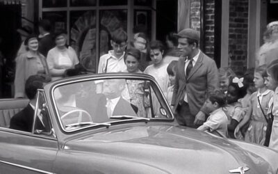 One Good Turn / Plus on est de fous (1955)